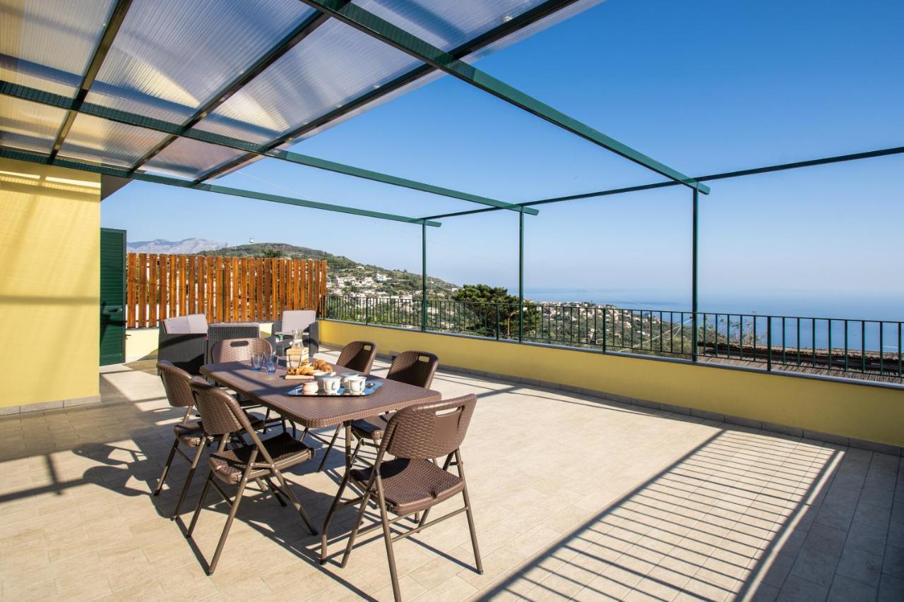 Apartamento Magdalene'S House - Sea View Terrace Massa Lubrense Exterior foto