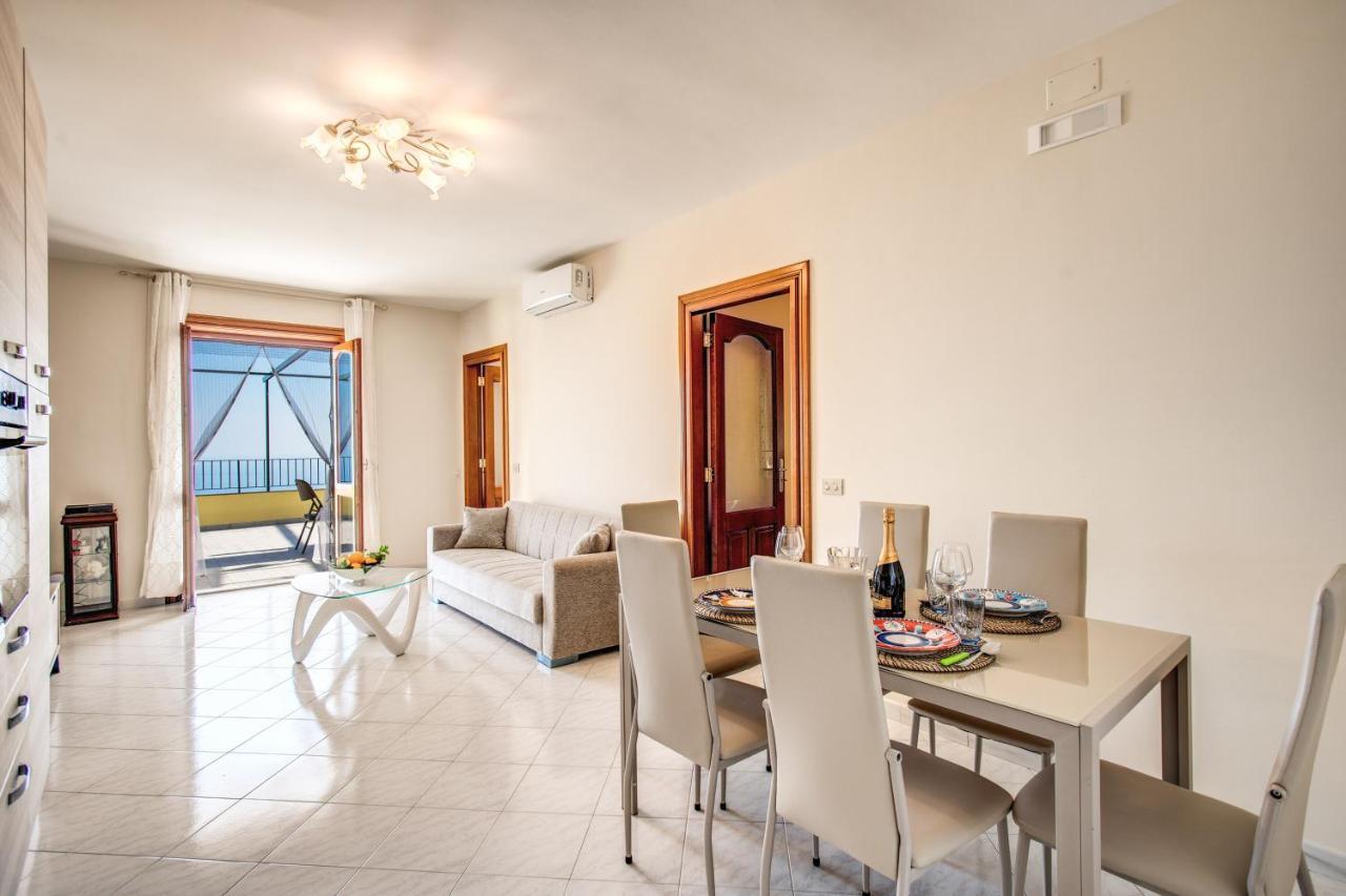 Apartamento Magdalene'S House - Sea View Terrace Massa Lubrense Exterior foto